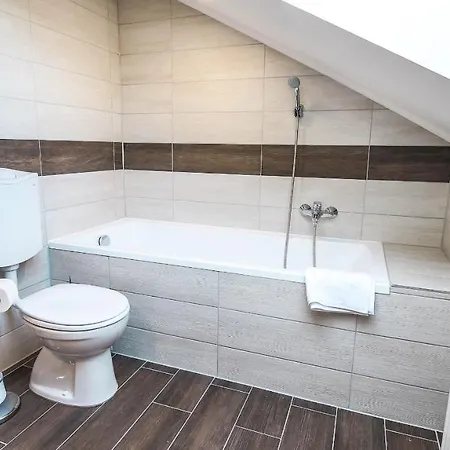 Apartament White