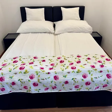 White Apartament *
